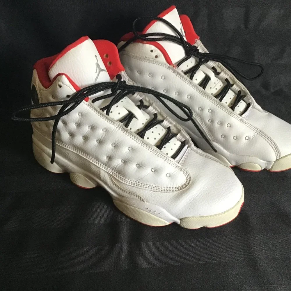 Air Jordan 13 Retro 'History of Flight’ High Tops White Leather with Hologram - Picture 3 of 16